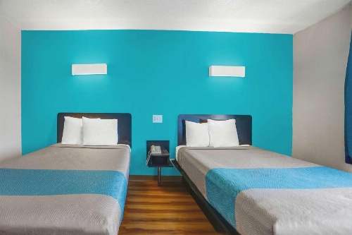 Motel 6-Raleigh, NC - North image 7